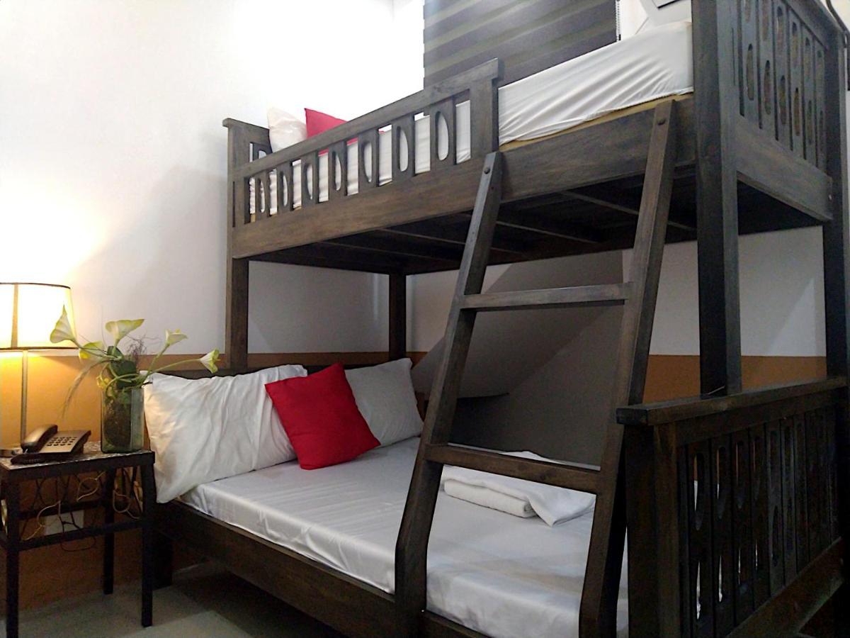 Jil'S Apartelle Тагайтай Экстерьер фото