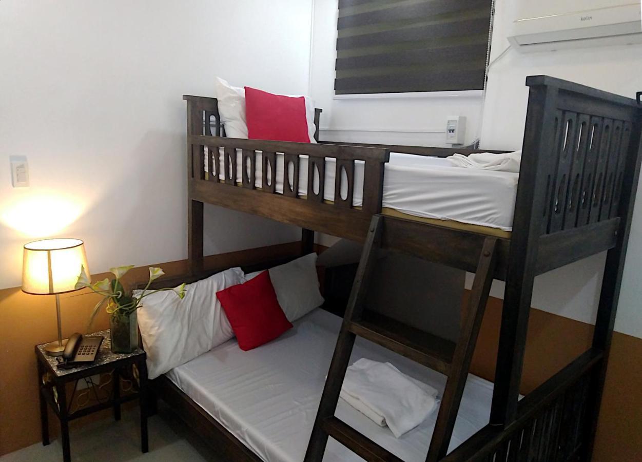Jil'S Apartelle Тагайтай Экстерьер фото