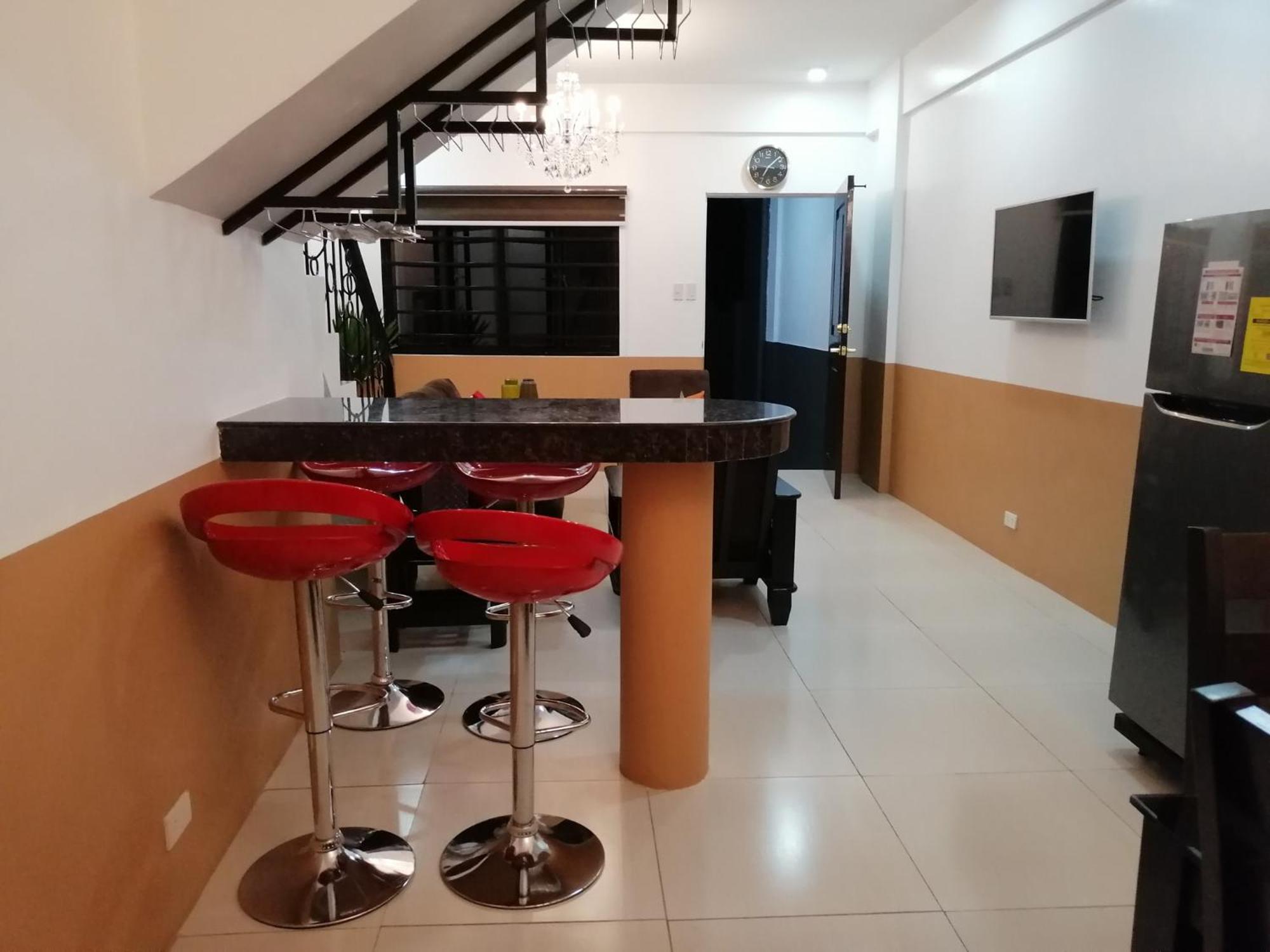 Jil'S Apartelle Тагайтай Экстерьер фото
